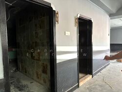 Compassvale Cape (D19), Retail #570036111